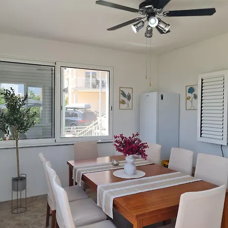 Dream Tribunj A2 Apartment